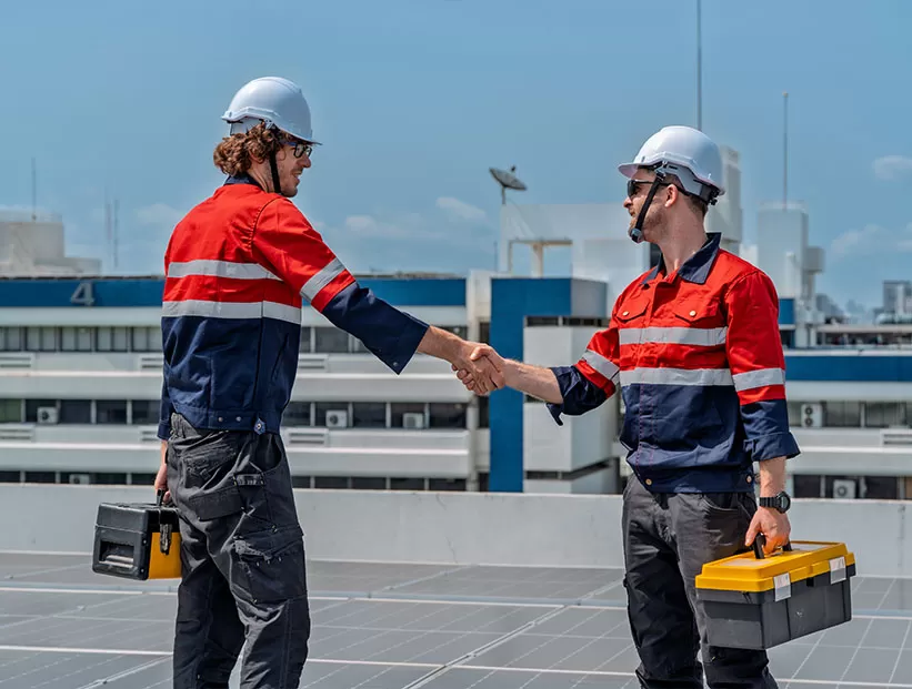 Partner con SOLARMAN, <br> lavora per un futuro sostenibile.